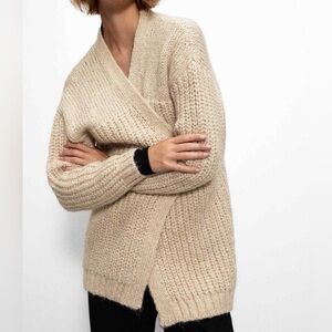 Zara Beige Knit Cardigan